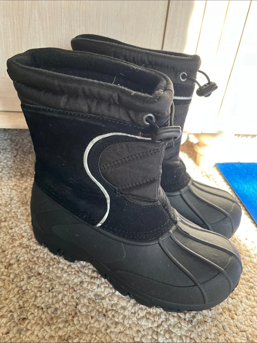 Kids snow boots by Sporto